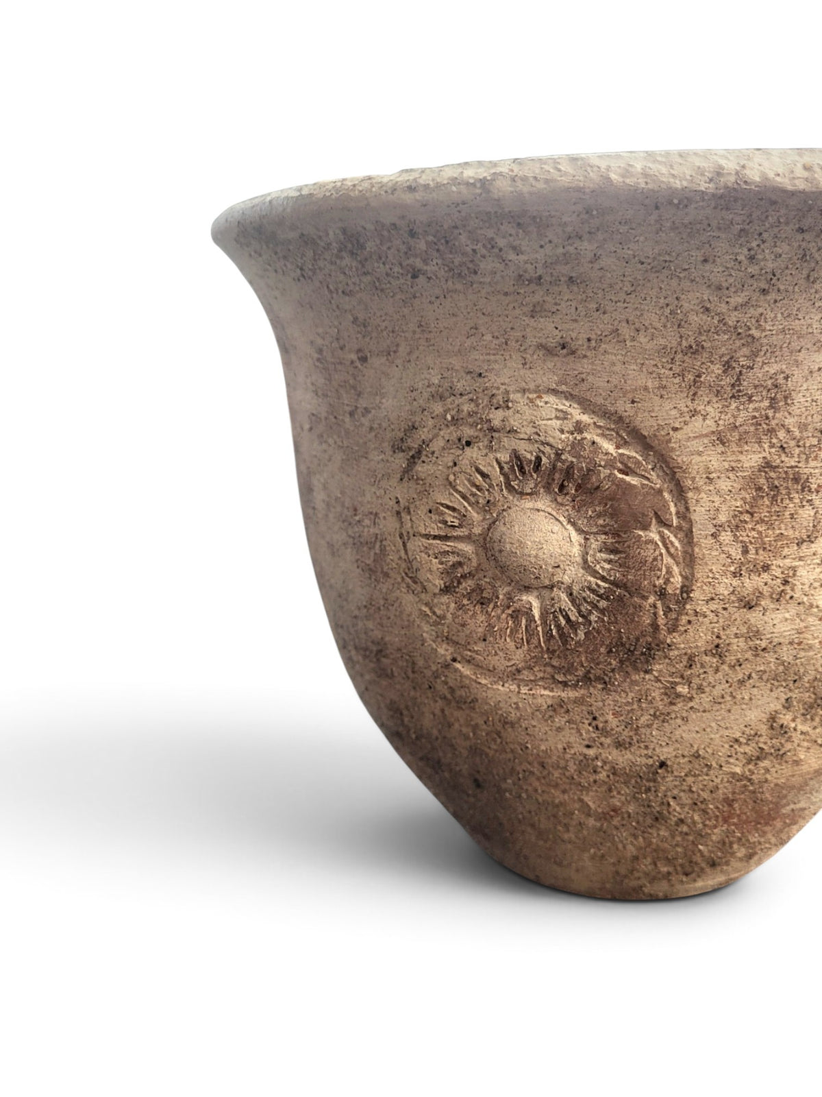 Sol Calyx No. 01 — Vaso Artesanal em Terracota-1