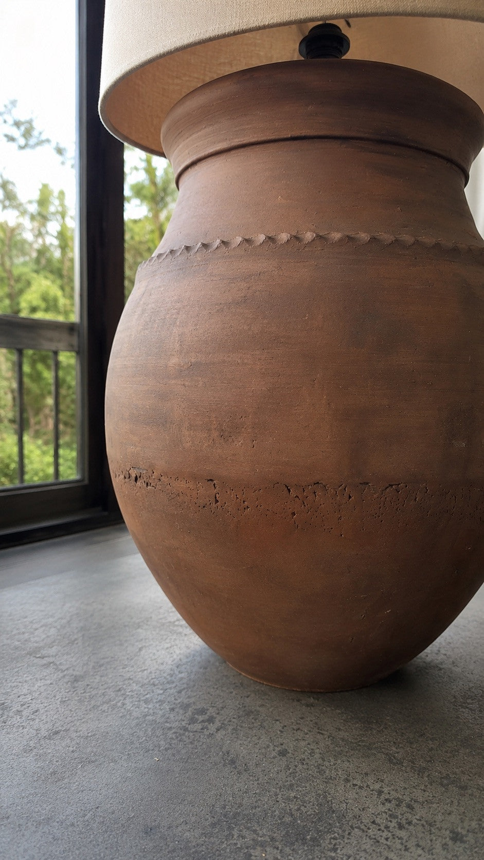 Terracotta Nº54 — Candeeiro Artesanal de Chão-4