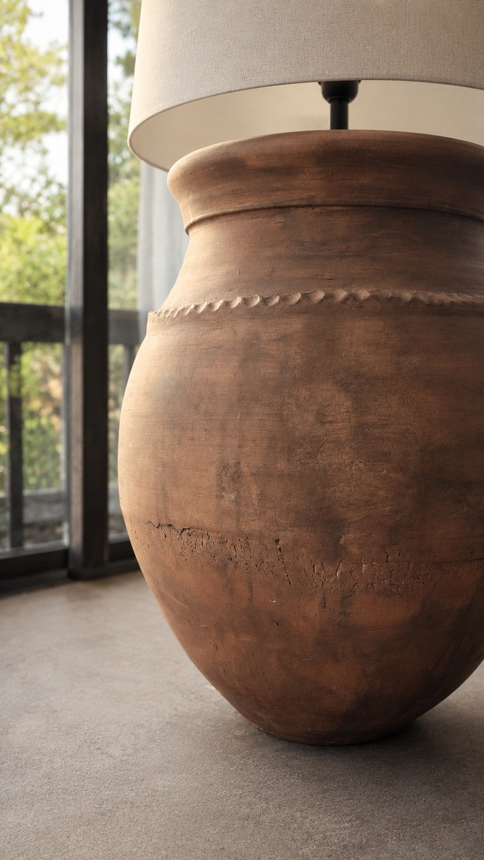 Terracotta Nº54 — Candeeiro Artesanal de Chão-3