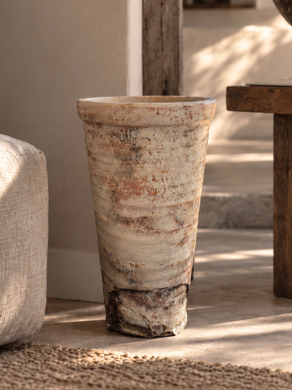 Lost in Time No. 01b — Vaso Artesanal em Terracota-0